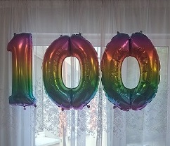 100